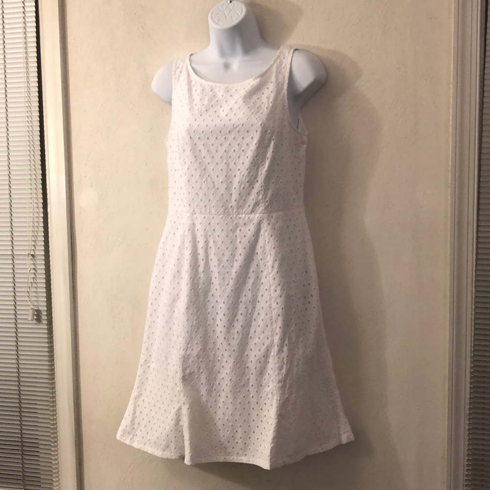 Sleeveless cotton flair dress